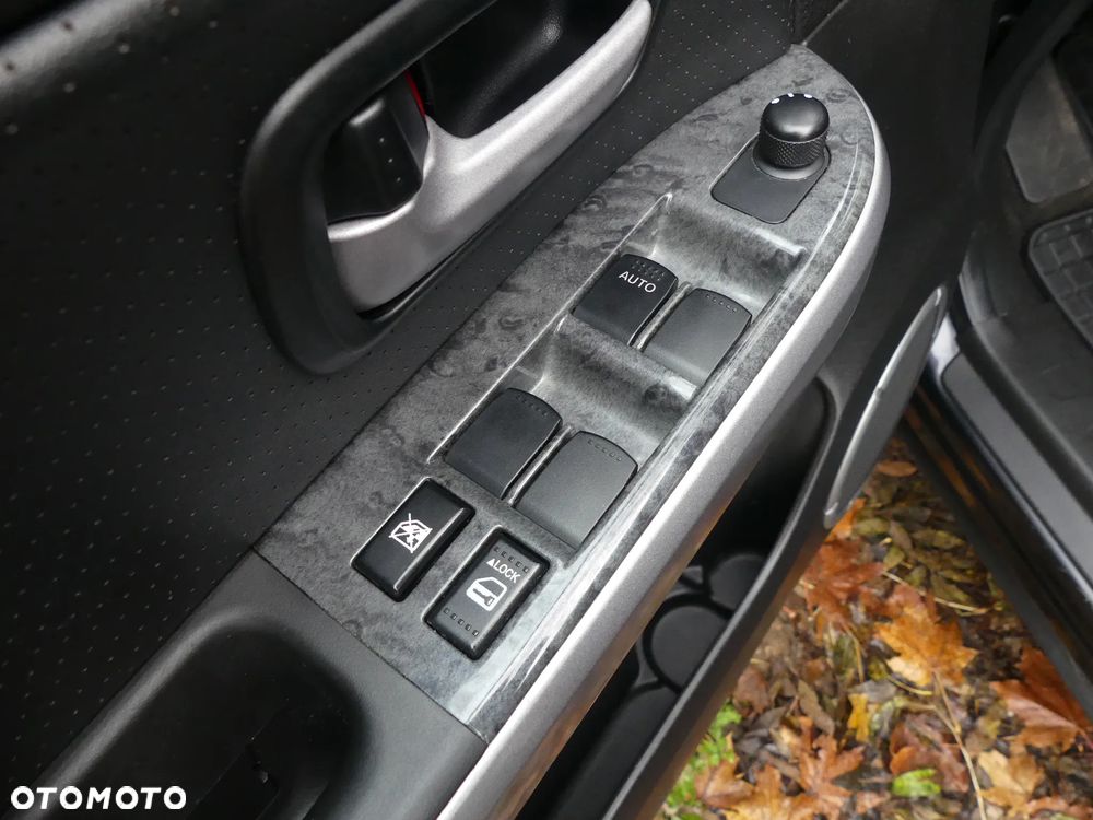 Suzuki Grand Vitara 1.9 DDiS Comfort - 9