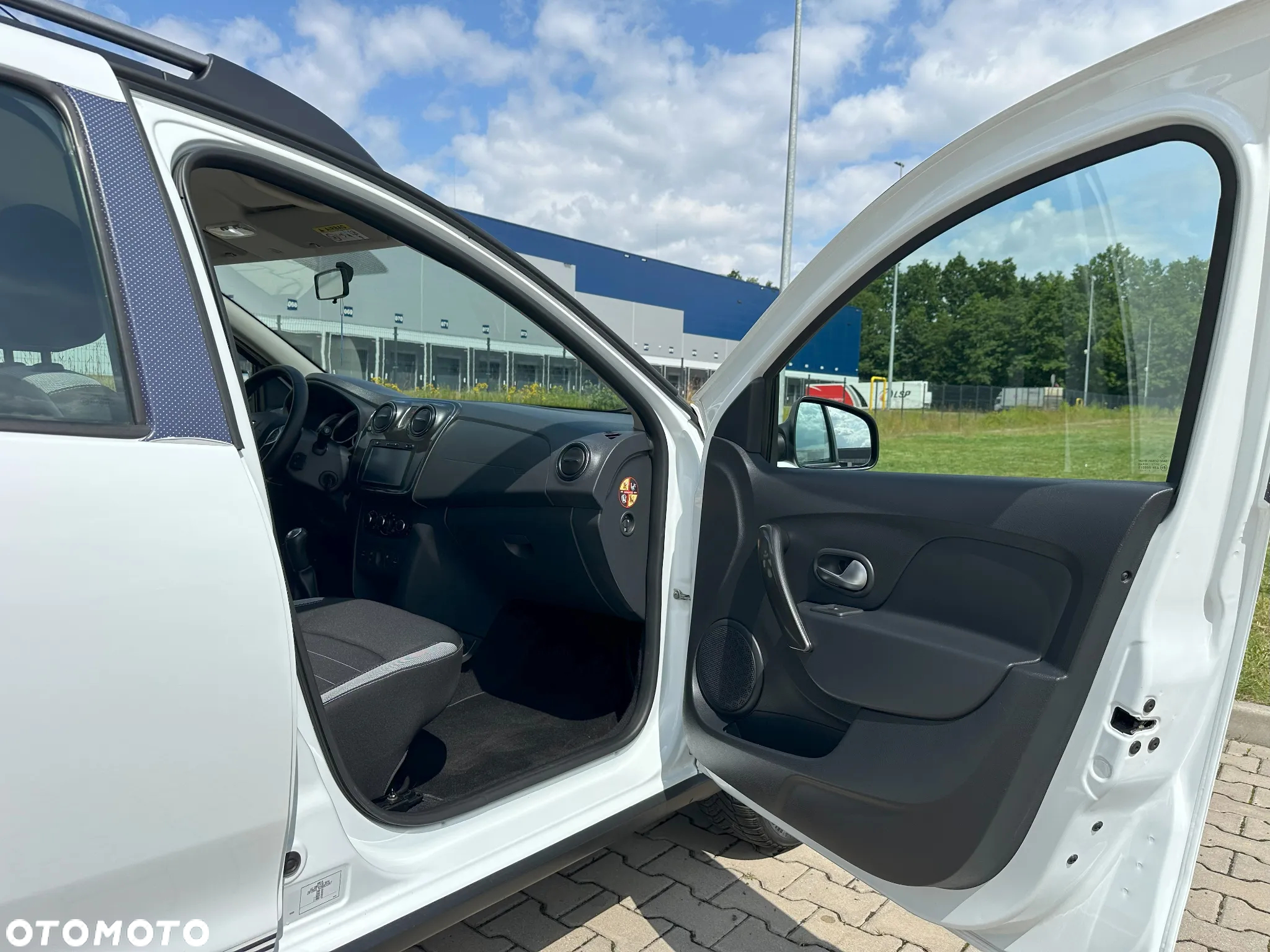 Dacia Sandero Stepway TCe 90 S&S Celebration - 31