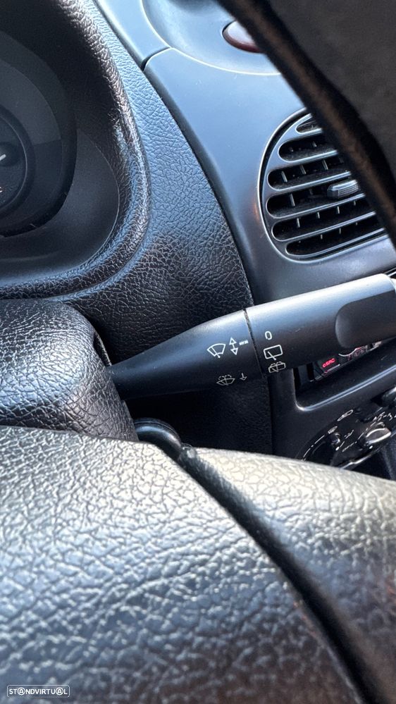 Peugeot 206 1.9 D XT - 6