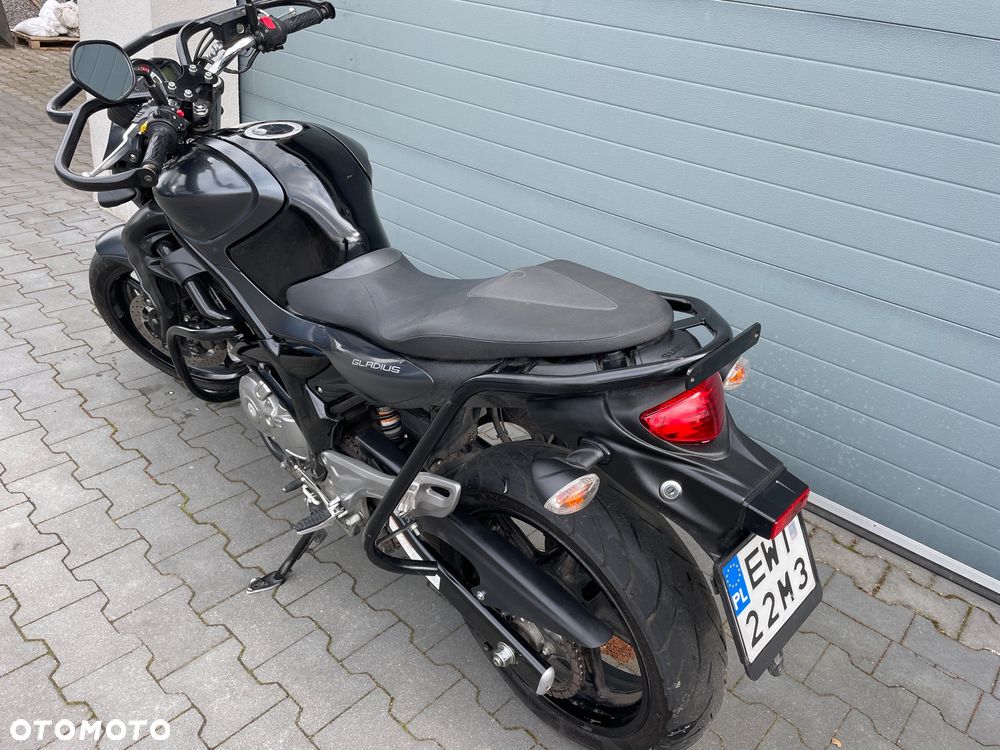 Suzuki SV - 3
