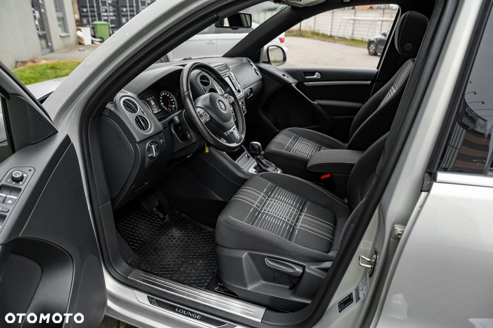 Volkswagen Tiguan 2.0 TDI SCR 4MOTION BlueMotion Technology DSG Lounge Sport & Style - 16
