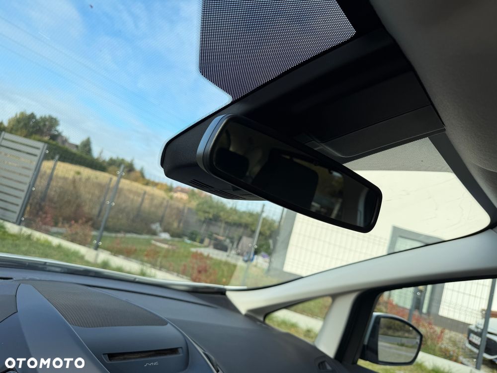 Ford Grand C-MAX - 28