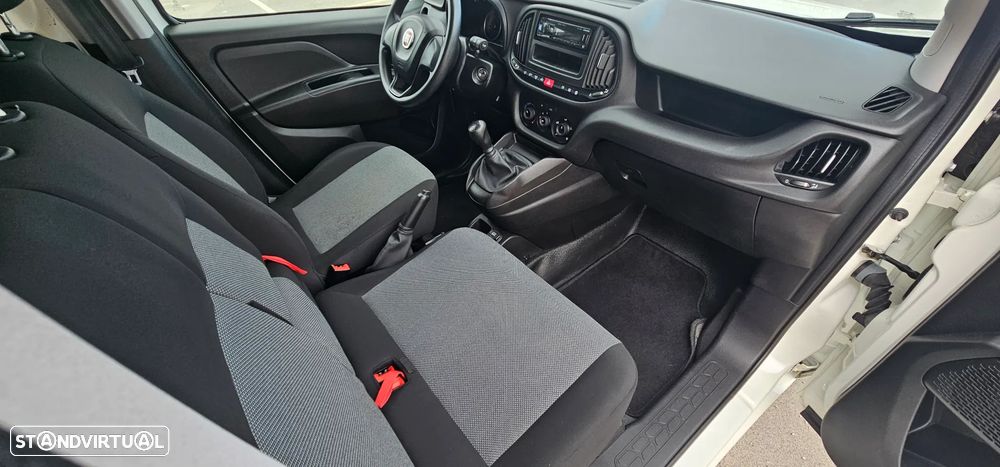 Fiat Doblo Cargo Diesel 1.3 MJ Easy 3L 4P (95cv) - 17
