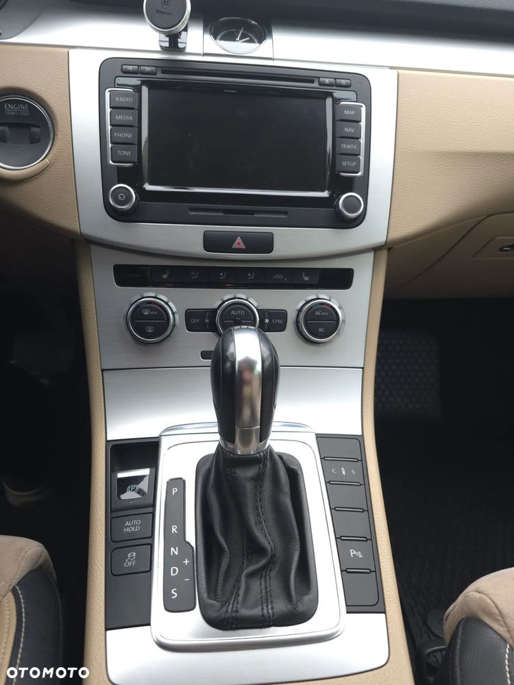 Volkswagen CC 2.0 TSI DSG - 19