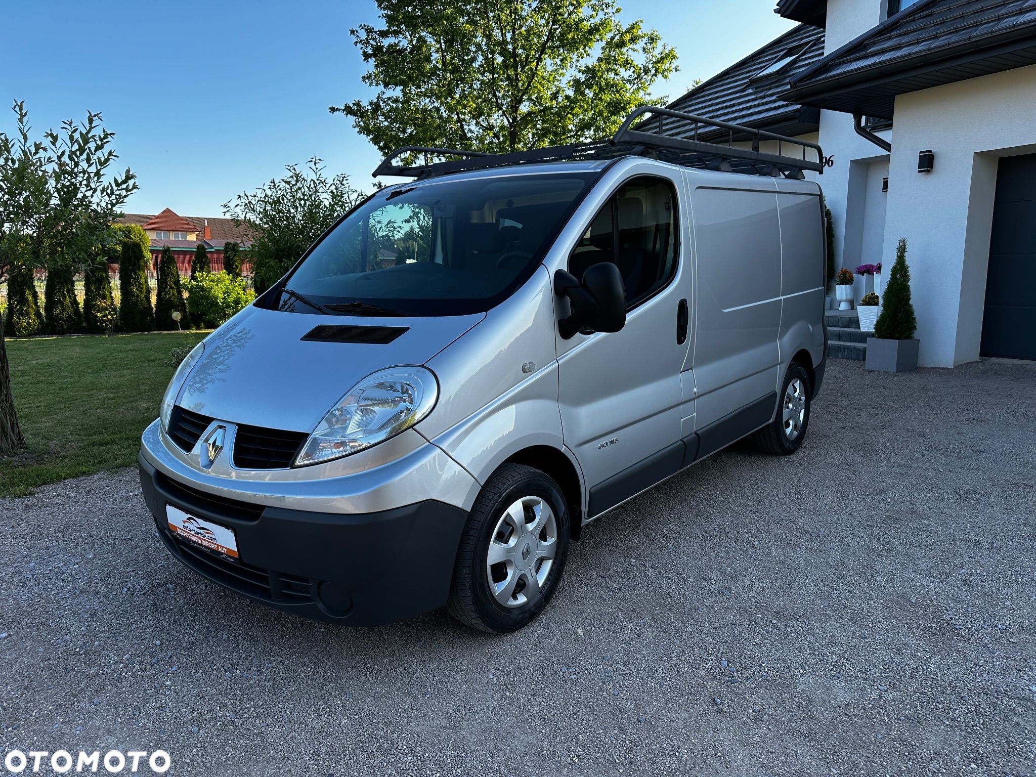 Renault Trafic - 1