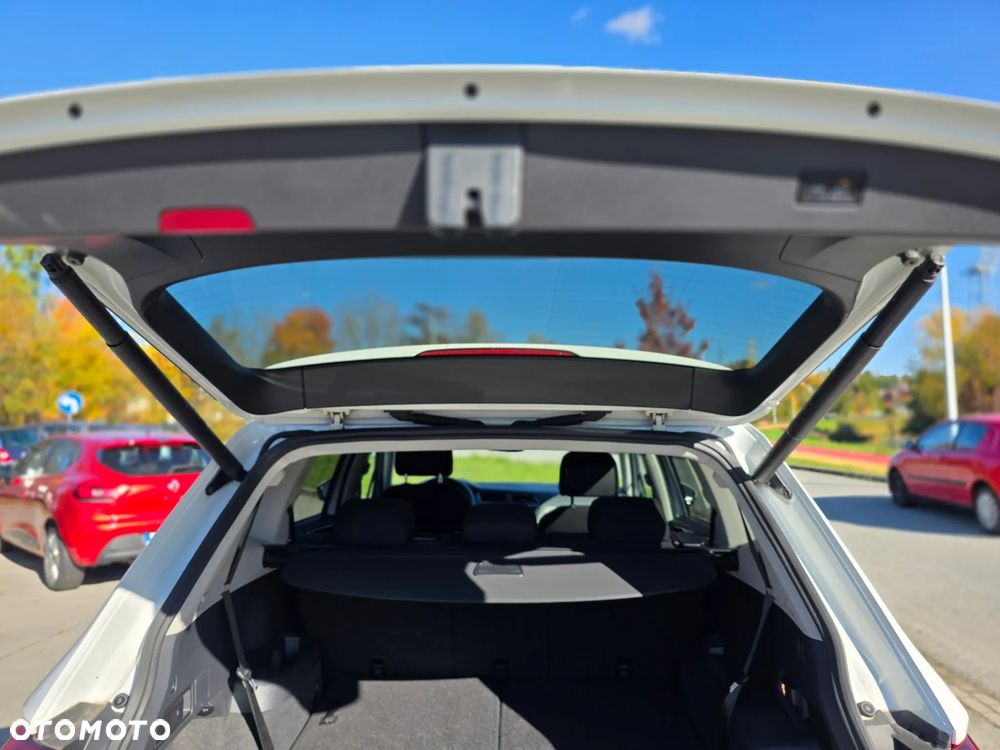 Volkswagen Tiguan Allspace - 9