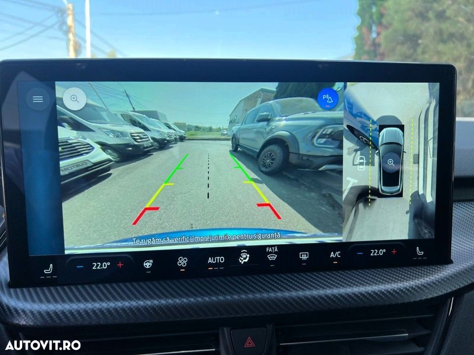 Ford Kuga - 8