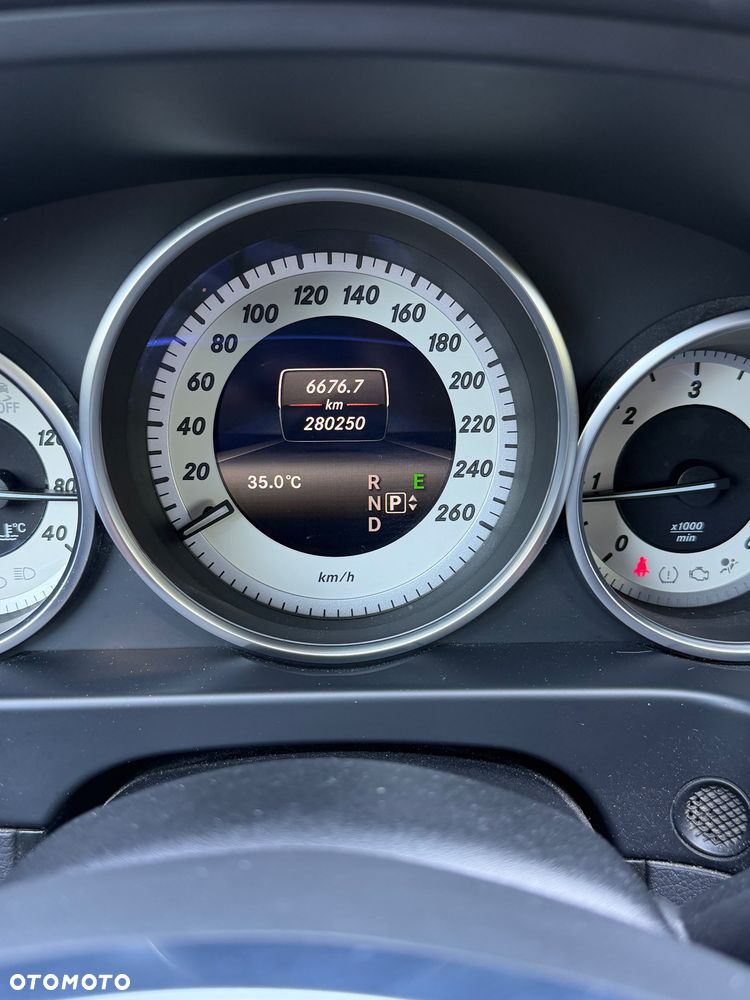 Mercedes-Benz Klasa E 220 BlueTEC 7G-TRONIC Avantgarde - 10