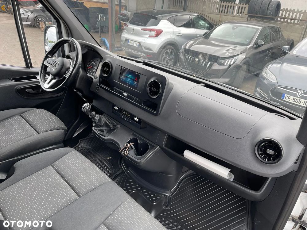 Mercedes-Benz Sprinter W907 319 CDI 2019 ROK 3.0 V6 190 KM MANUAL 6 BIEGÓW MAX MAXI DŁUGI L4H2 - 11