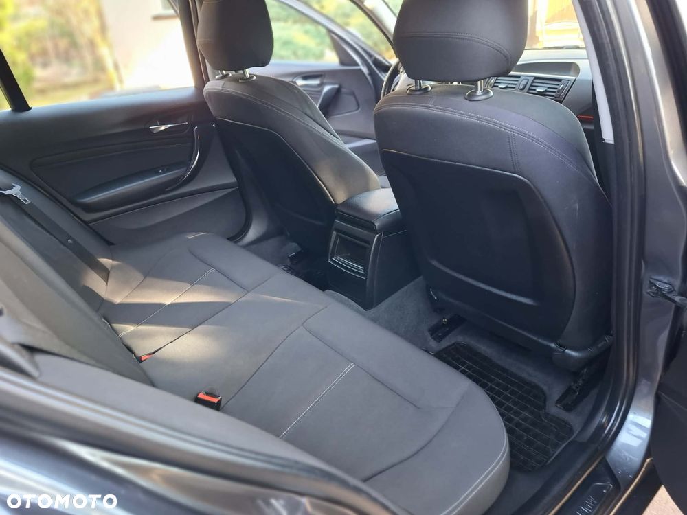 BMW Seria 1 118i Sport Line - 6