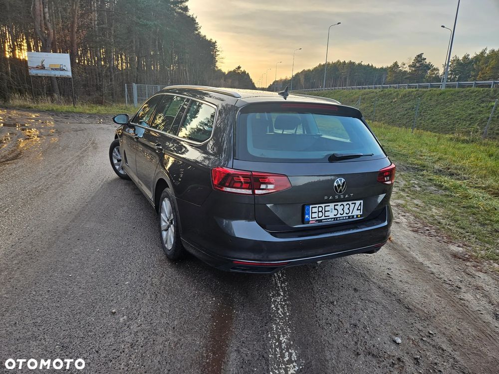 Volkswagen Passat Variant - 23