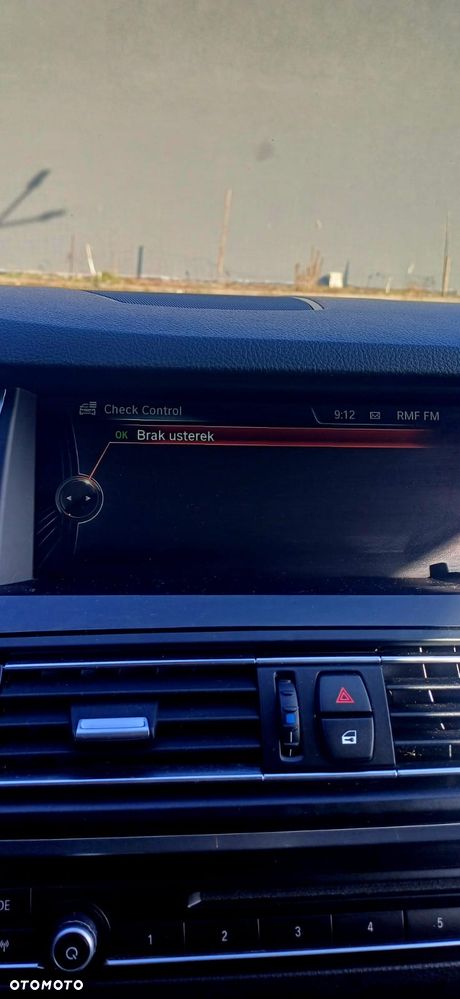 BMW Seria 5 520d xDrive Luxury Line - 11