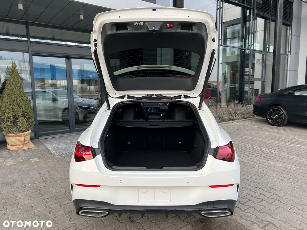 Mercedes-Benz CLA - 20