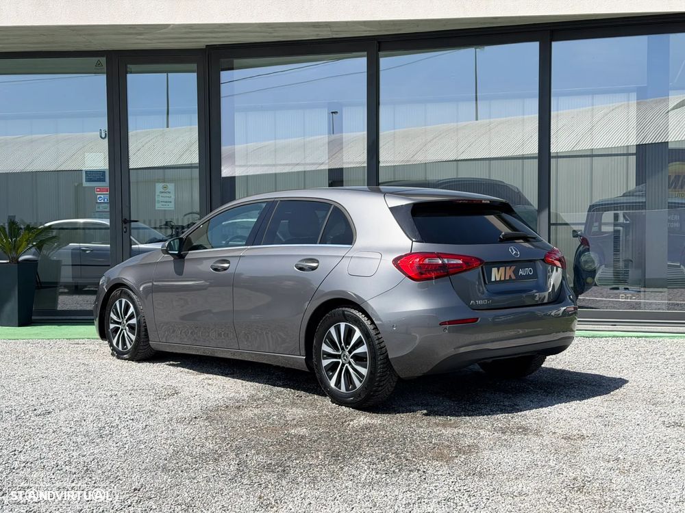 Mercedes-Benz A 180 d 7G-DCT Progressive - 4