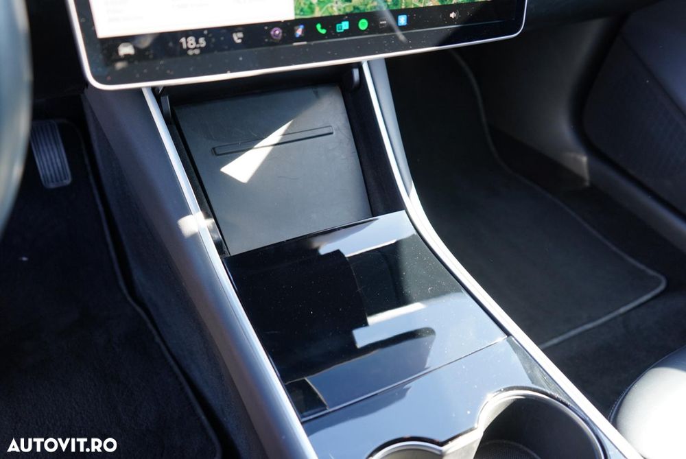 Tesla Model 3 Langstreckenbatterie Allradantrieb Dual Motor - 35