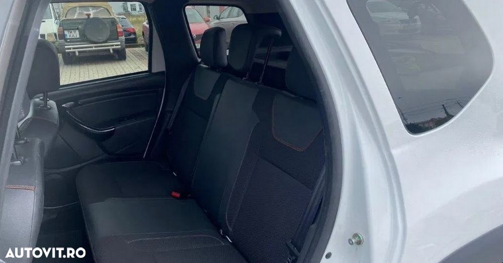 Dacia Duster 1.5 dCi 4WD Comfort - 5