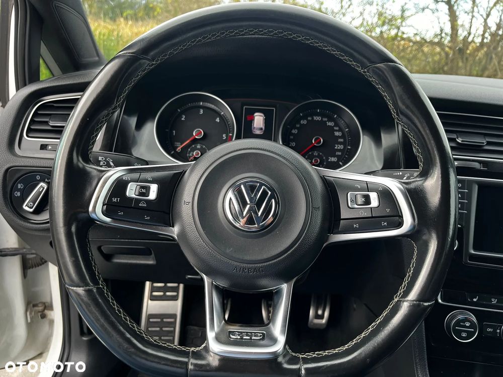 Volkswagen Golf GTD (BlueMotion Technology) - 29