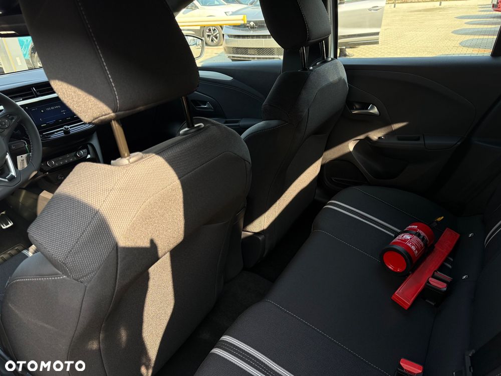 Opel Corsa 1.2 T mHEV GS eDCT - 18