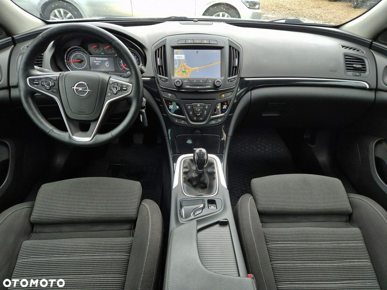 Opel Insignia - 23