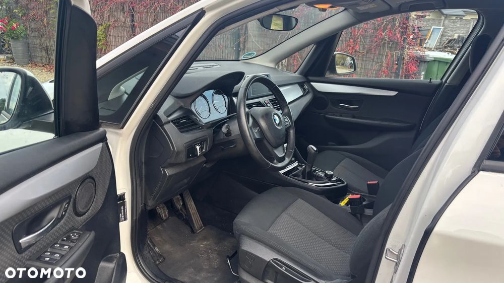 BMW Seria 2 216i GPF Sport Line - 7