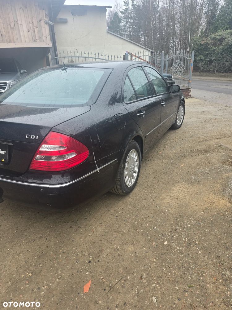 Mercedes-Benz Klasa E 280 CDI 4Matic Automatik Elegance DPF - 15