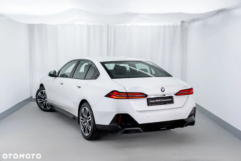 BMW Seria 5 - 16