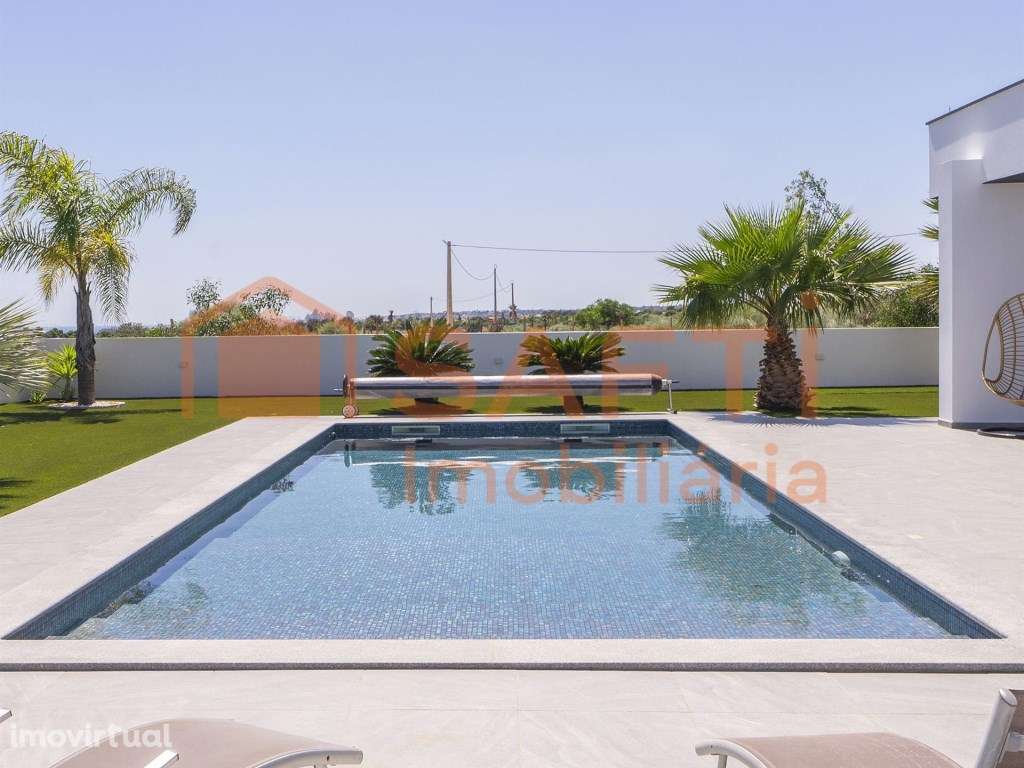 Moradia à venda em Pêra - Grande imagem: 3/26