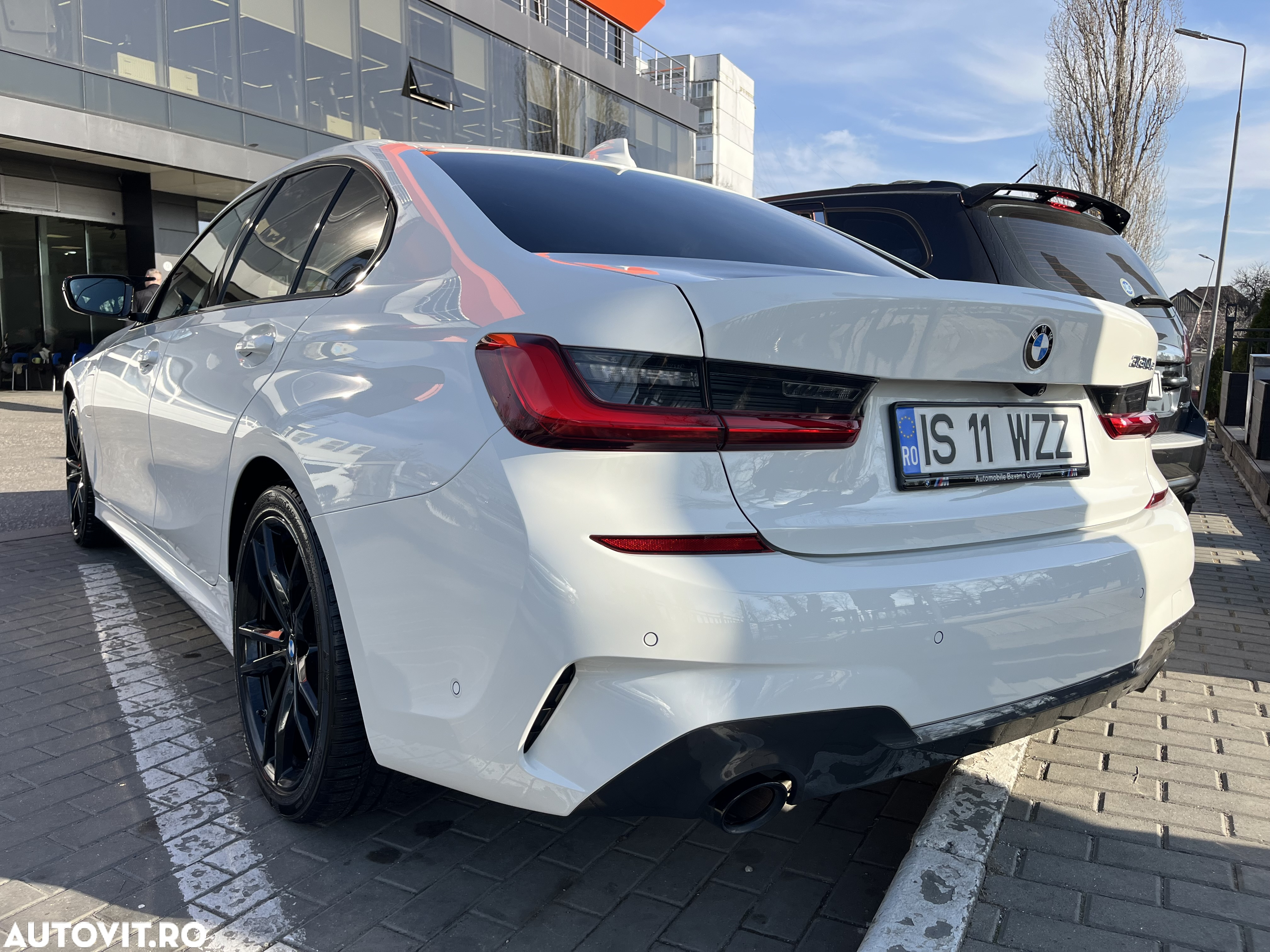 BMW Seria 3 330e AT PHEV - 3