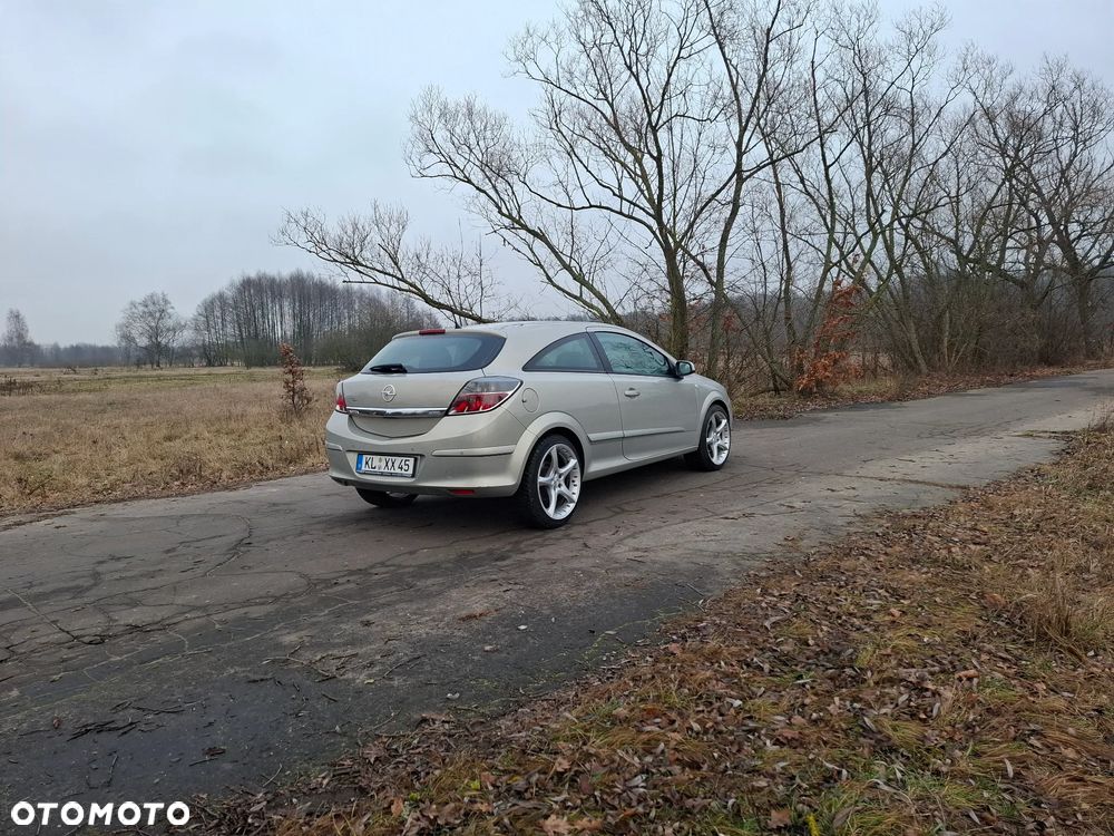 Opel Astra 1.6 Selection 110 Jahre - 9