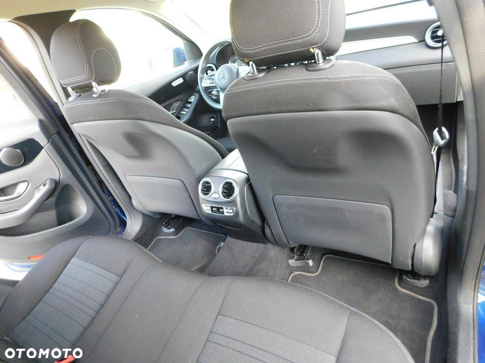 Mercedes-Benz GLC 200 d Business Edition - 11