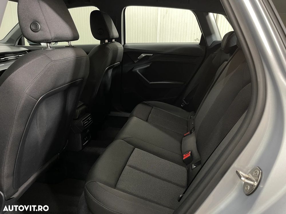 Audi A3 Sportback 2.0 30 TDI Advanced - 12