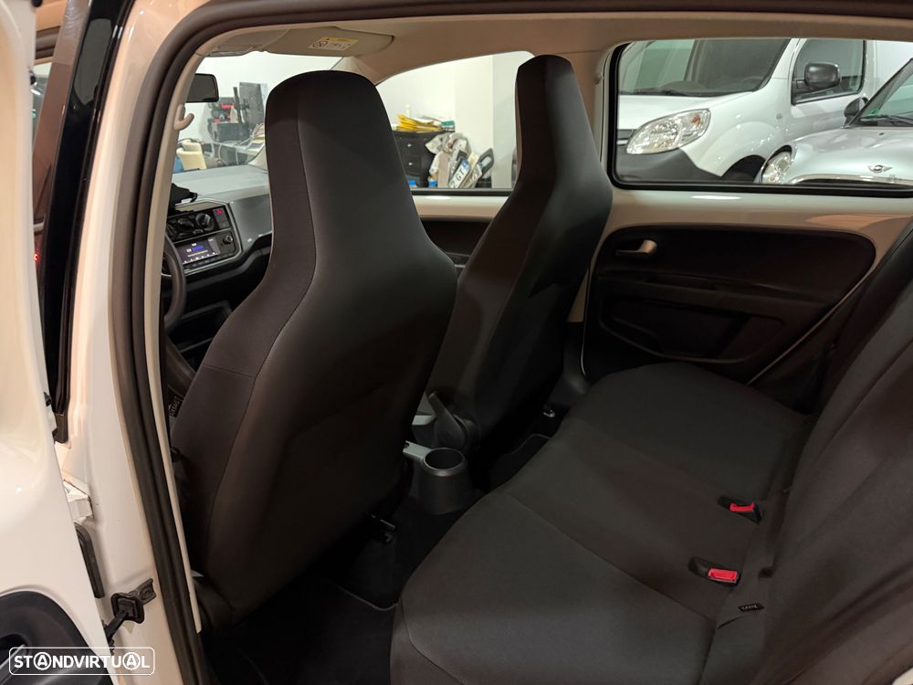 VW Up! 1.0 Move - 11