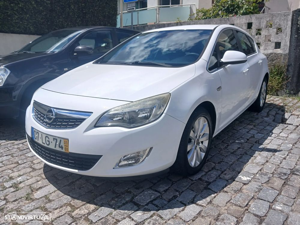 Opel Astra 1.7 CDTI Cosmo - 3
