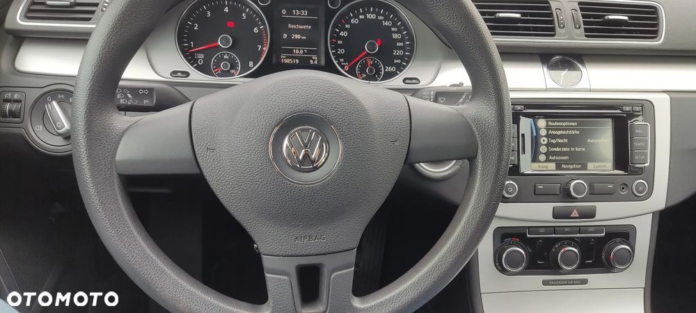 Volkswagen Passat 1.4 TSI BMT Comfortline - 12