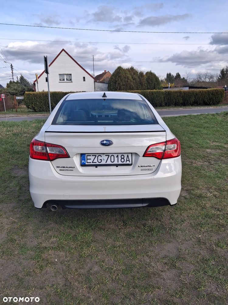 Subaru Legacy 2.5i Sport - 15