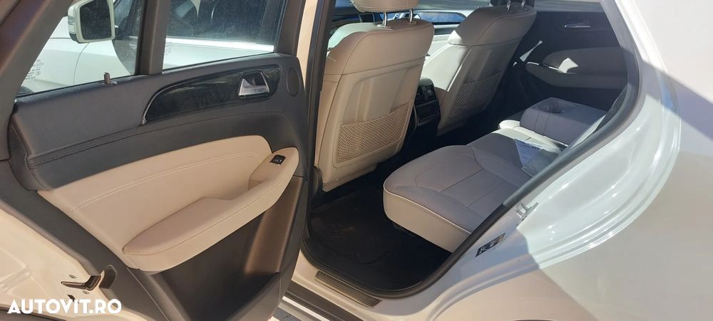 Mercedes-Benz ML - 7