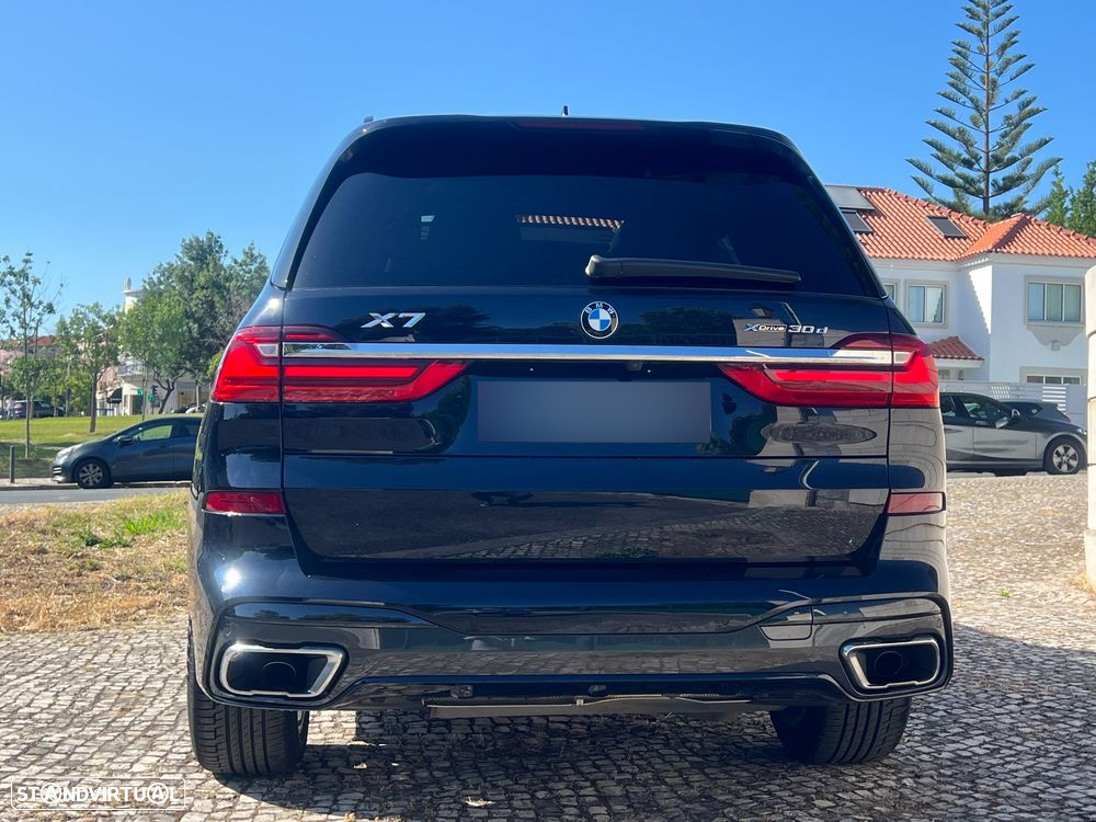 BMW X7 30 d xDrive Pack M - 31