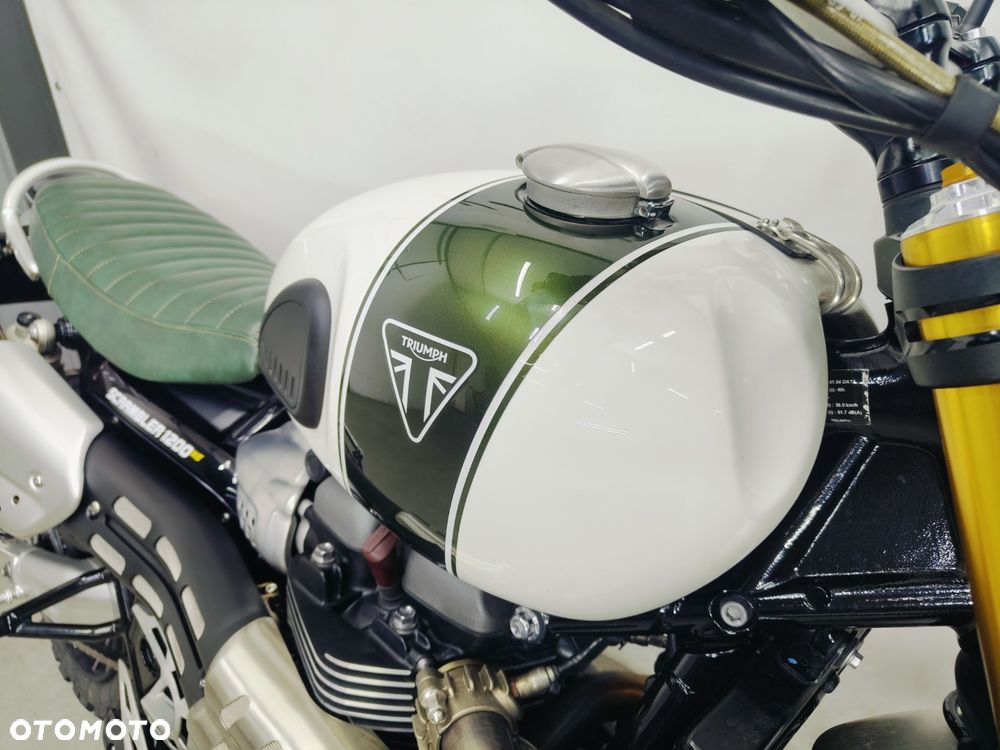 Triumph Scrambler - 7