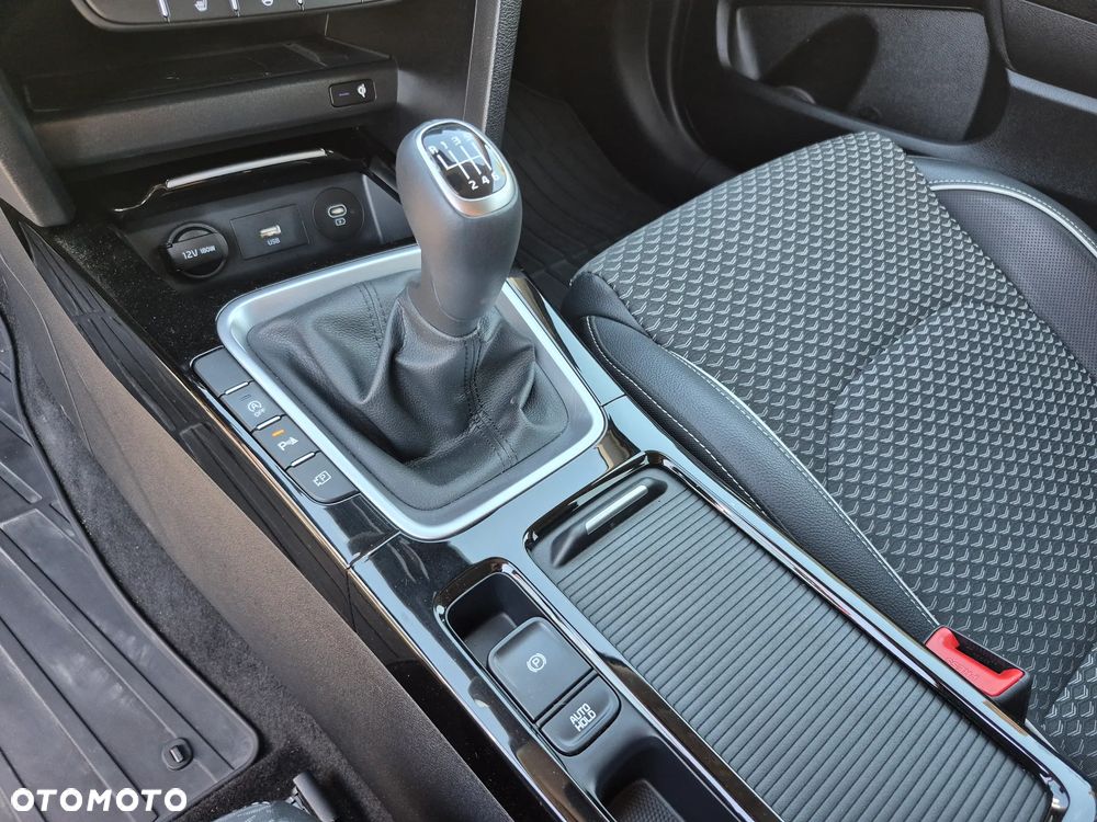 Kia XCeed 1.5 T-GDI Business Line - 15