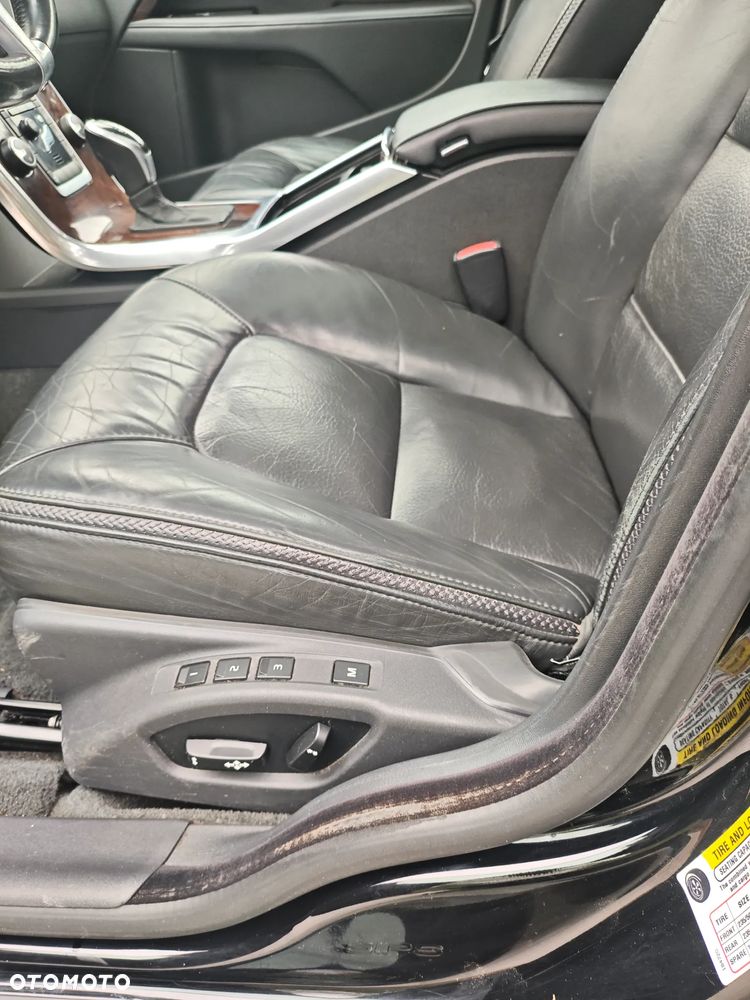Volvo XC 70 - 18