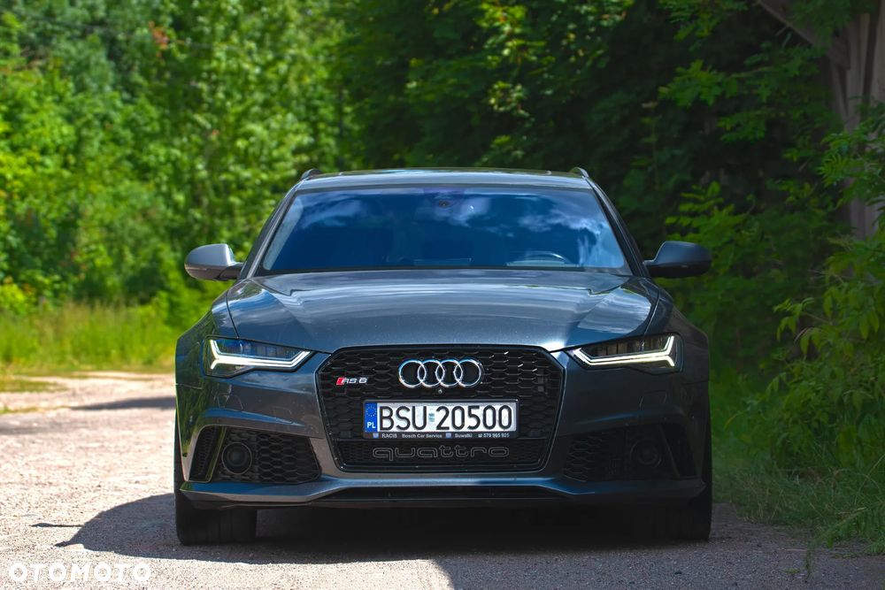 Audi RS6 Avant - 2