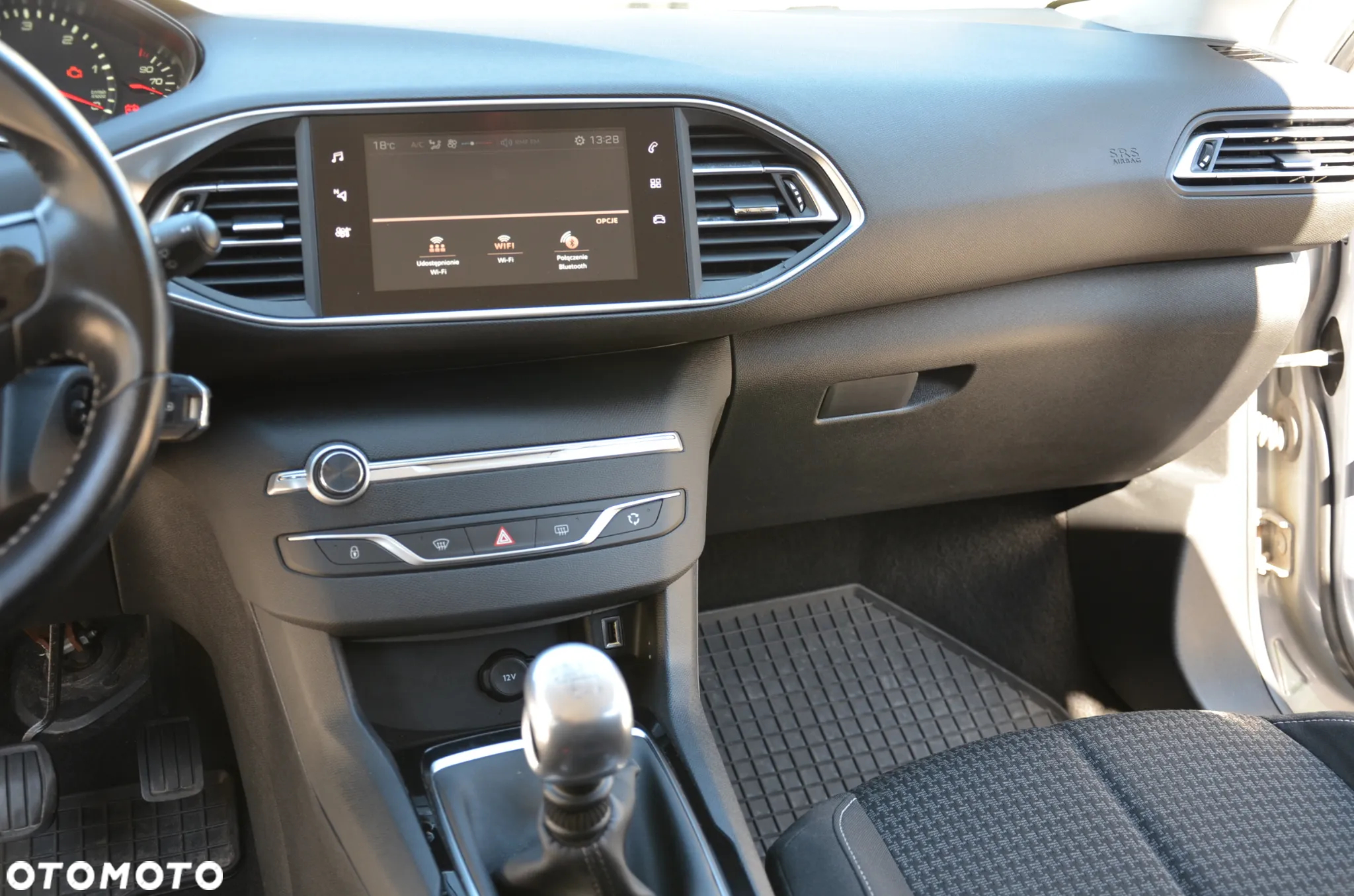Peugeot 308 SW 1.5 BlueHDi Business Line S&S - 14