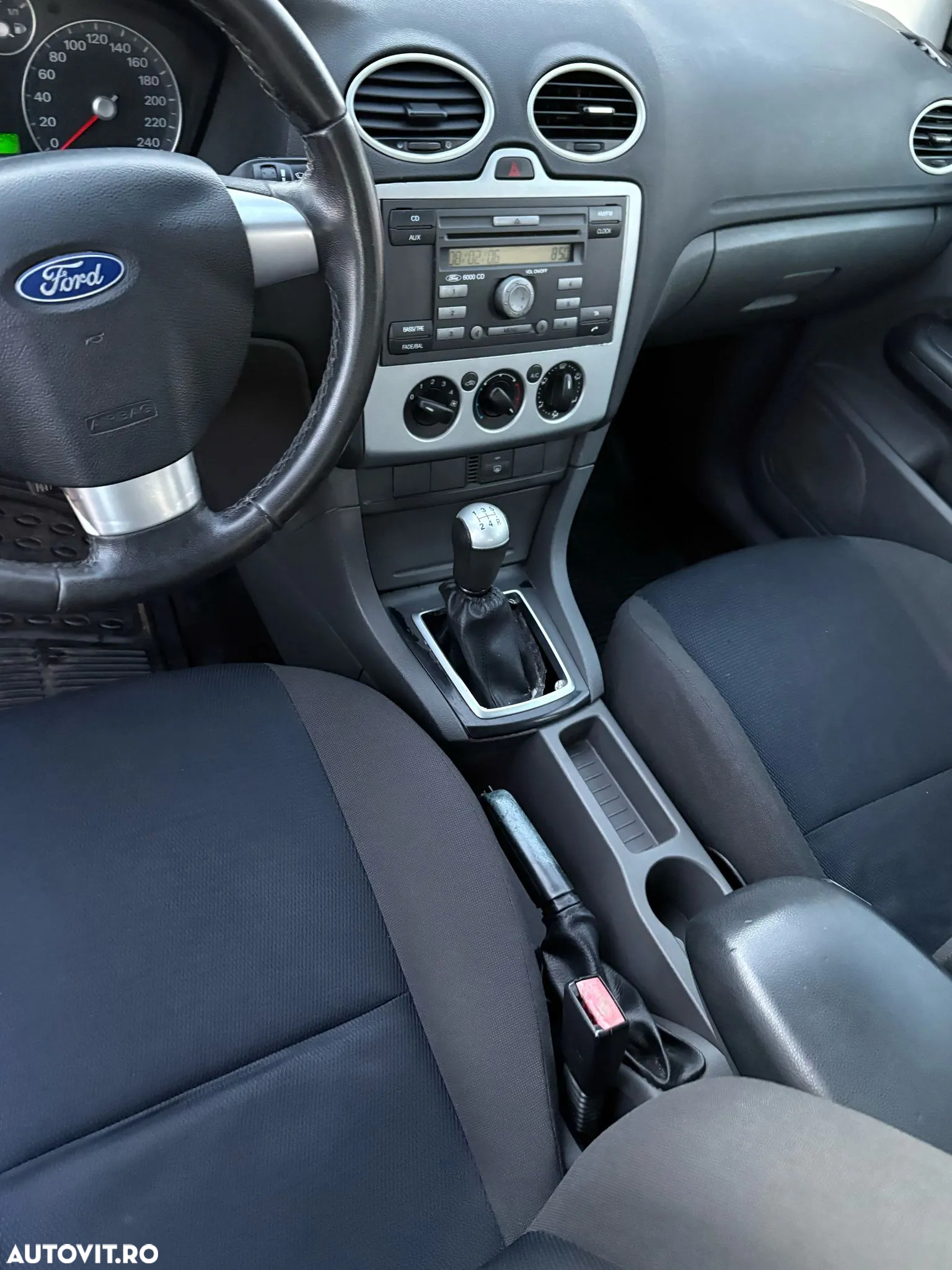 Ford Focus 1.8 TDCI Trend - 5