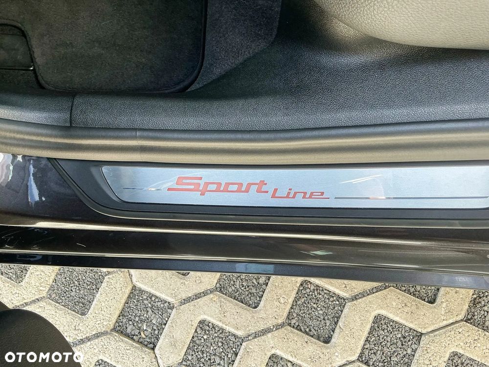 BMW Seria 5 520d - 23