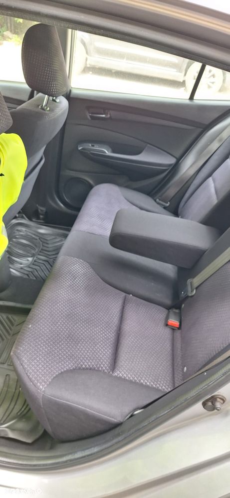 Honda City 1.4 Comfort - 11