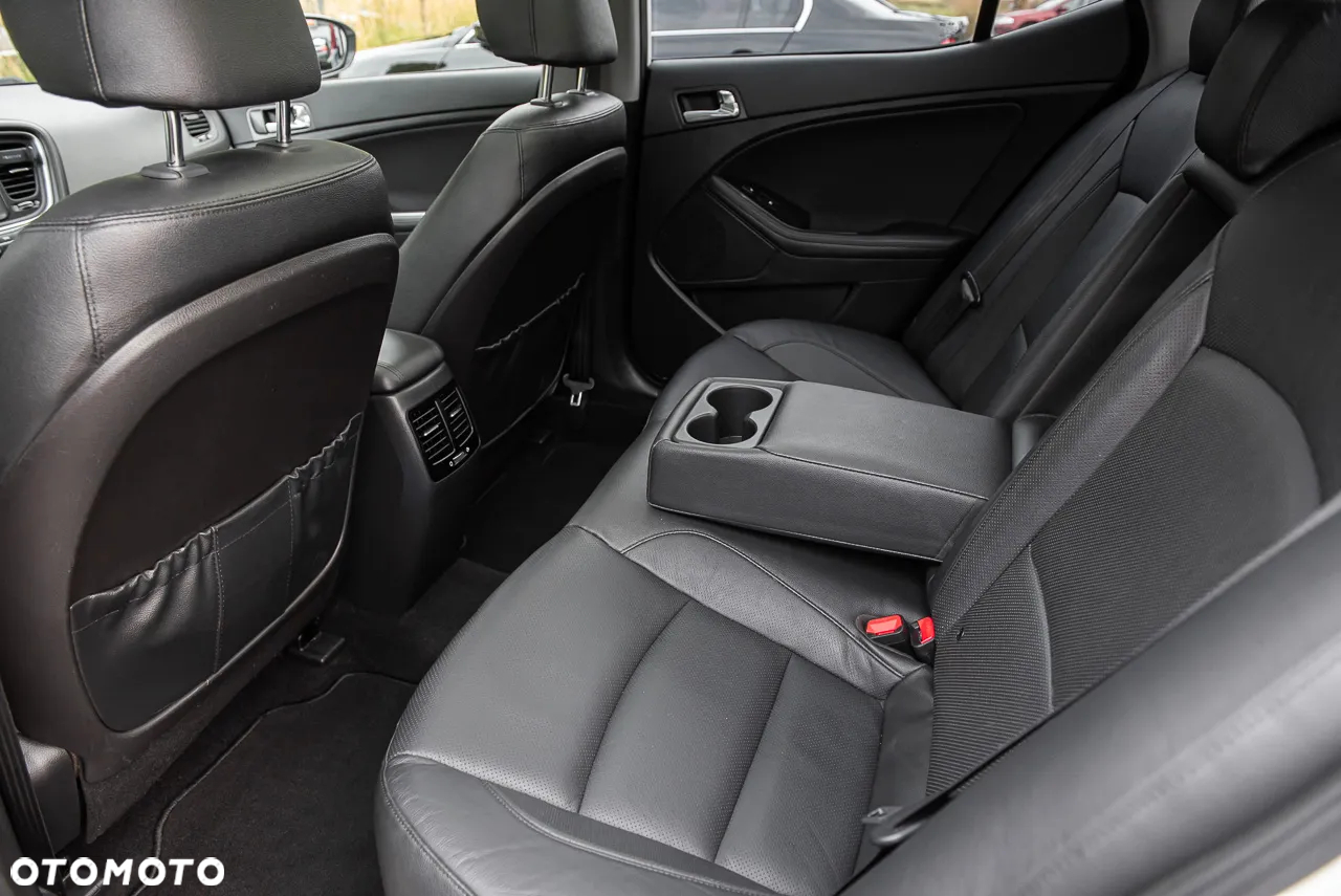 Kia Optima - 29