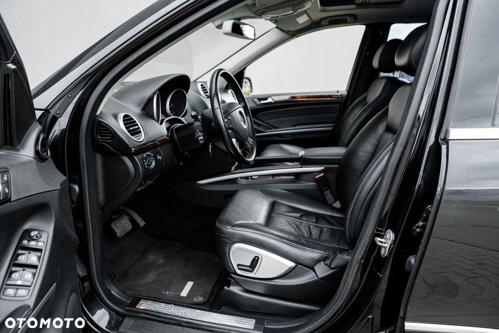 Mercedes-Benz GL 320 CDI 4Matic 7G-TRONIC - 16