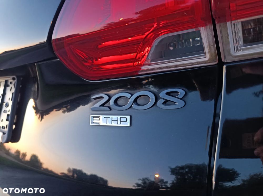 Peugeot 2008 PureTech 130 Stop&Start GT-Line Edition - 21