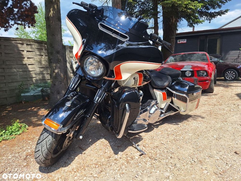 Harley-Davidson Touring Street Glide - 5