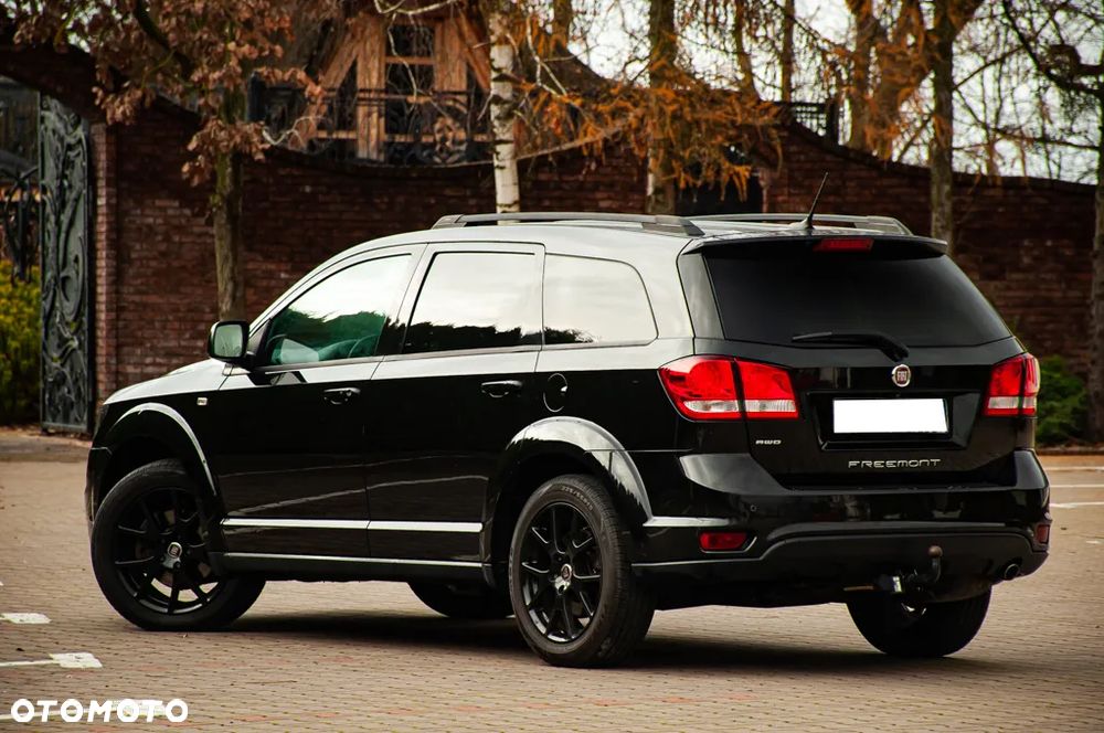 Fiat Freemont 2.0 Multijet 16V DPF Automatik Allrad Black Code - 20